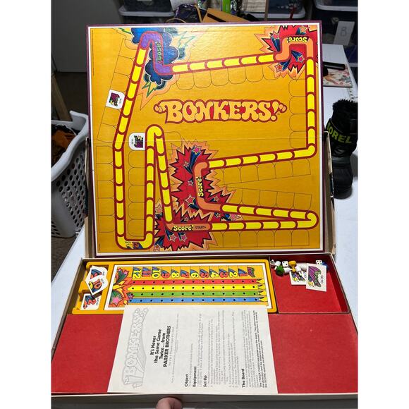 Vintage 1970's Parker Brothers THIS GAME IS BONKERS Board Game - Picture 6 of 6